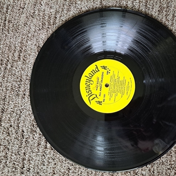 Walt Disney All About Dragons Puff Magic Vintage Vinyl Record Collectible Used - Picture 12 of 12